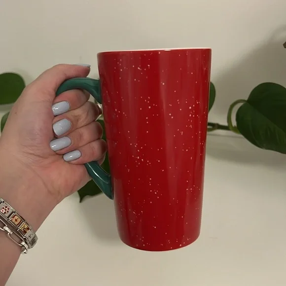 Like New Starbucks Grande Christmas Mug - Picture 3 of 7